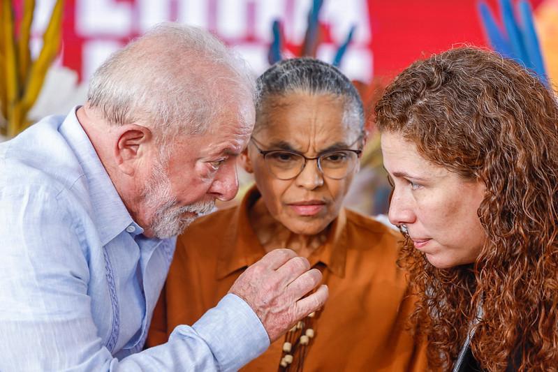 Presidente Lula e as ministras Marina Silva e Esther Dweck